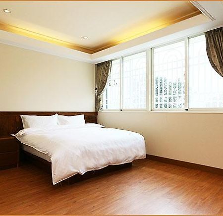 رويسي Happy Owner B&B المظهر الخارجي الصورة